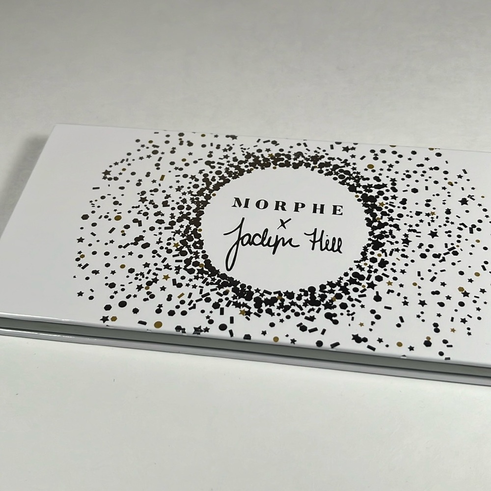 Morphe and Jacklyn Phil eyeshadow palette- armed and gorgeous